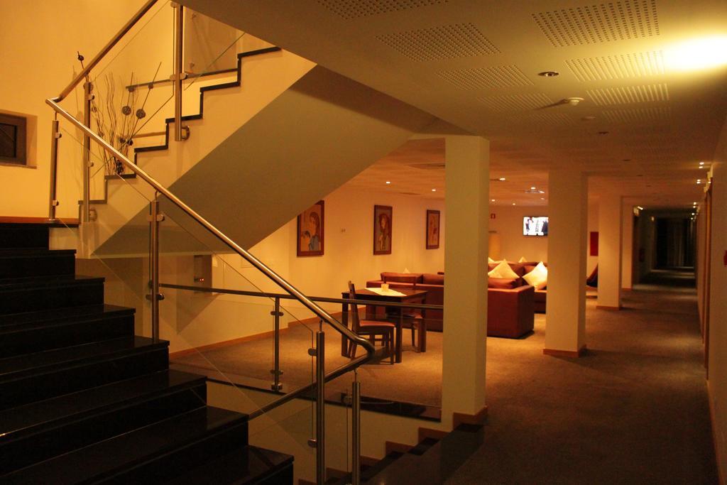 Hotel O Gato & Spa Odivelas  ภายนอก รูปภาพ